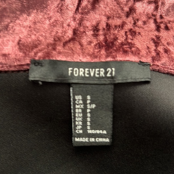 Crushed velvet Moto jacket wine or plum color size small beautiful - Picture 6 of 10